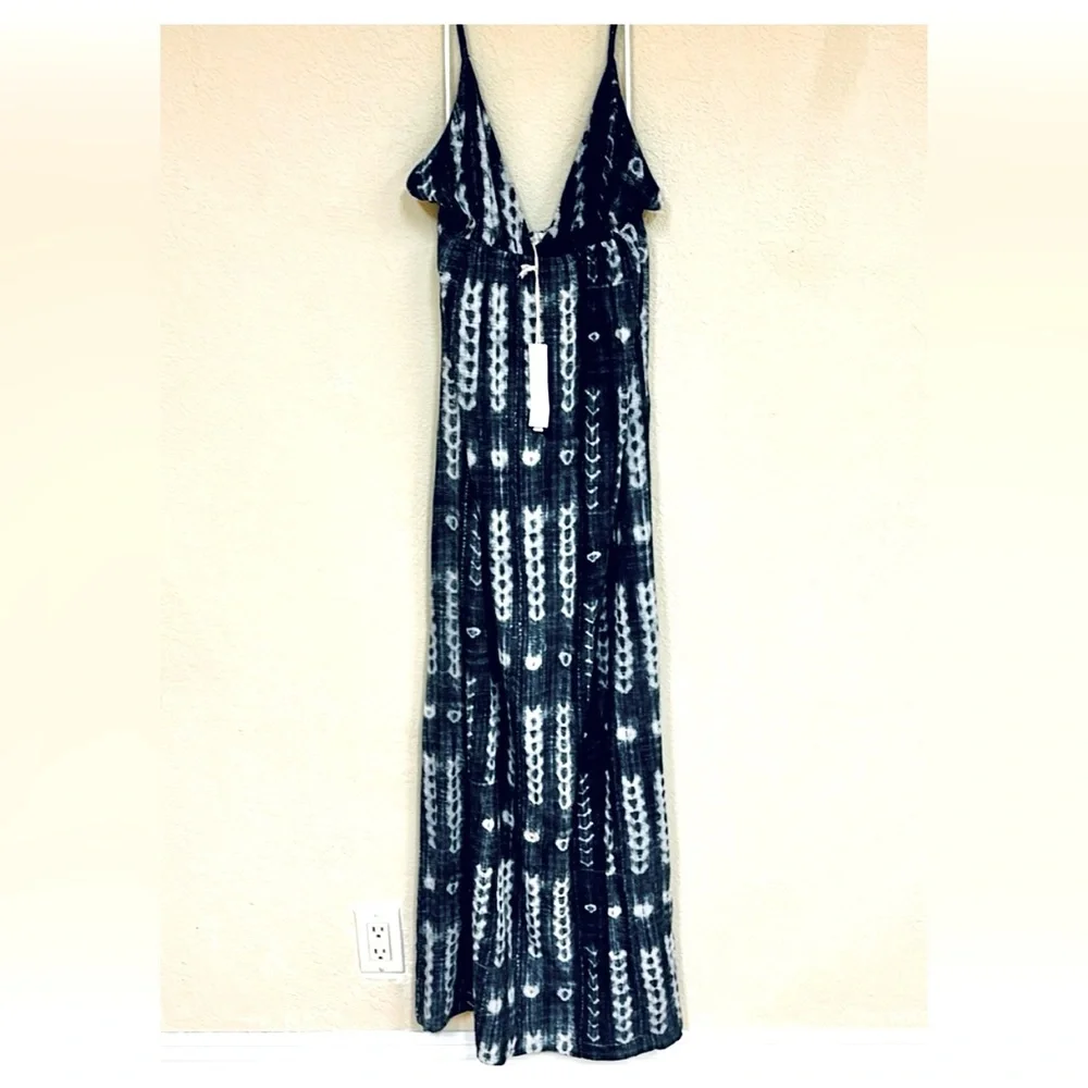 NWT LoveStitch Navy Print Maxi Dress, Size Medium - Picture 5 of 5